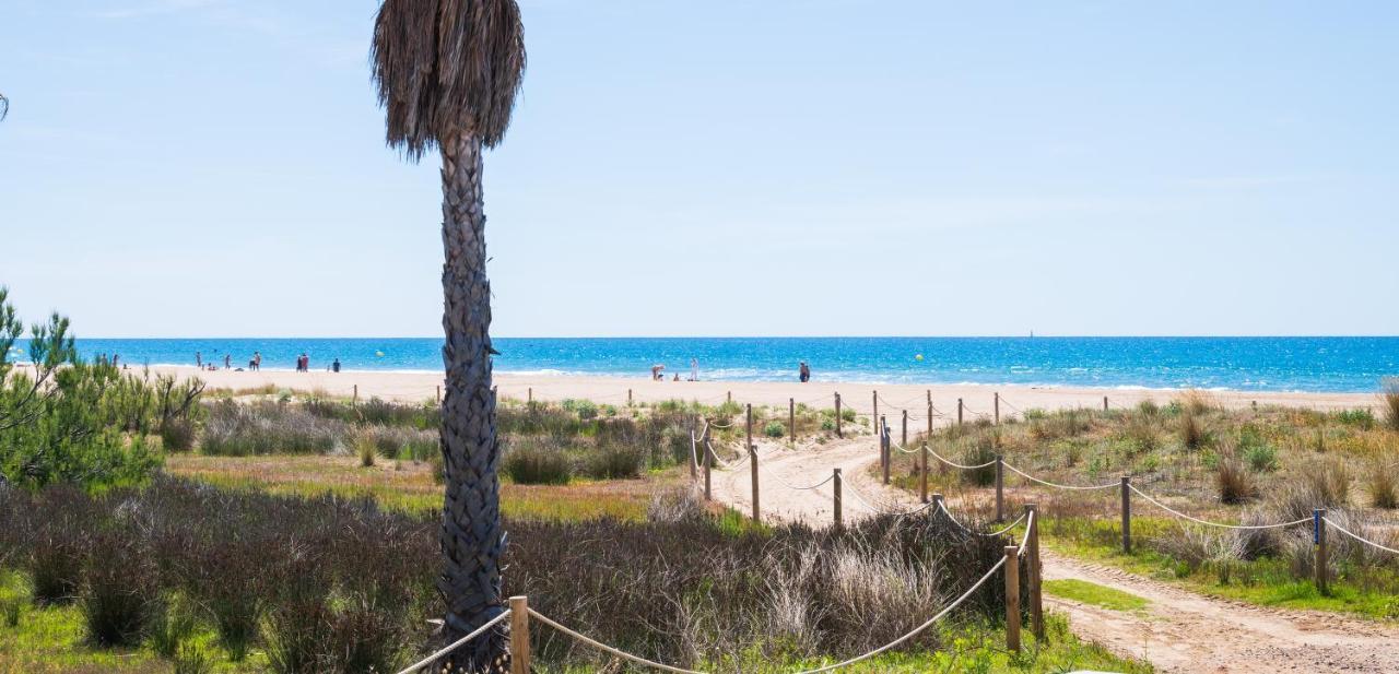 Maka Beach Apartment V Castelldefels Eksteriør bilde